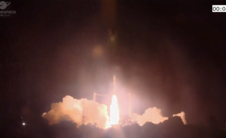 Décollage de Vega VV16 © Arianespace