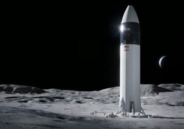 Vue d'artiste de Starship HLS sur la lune © SpaceX