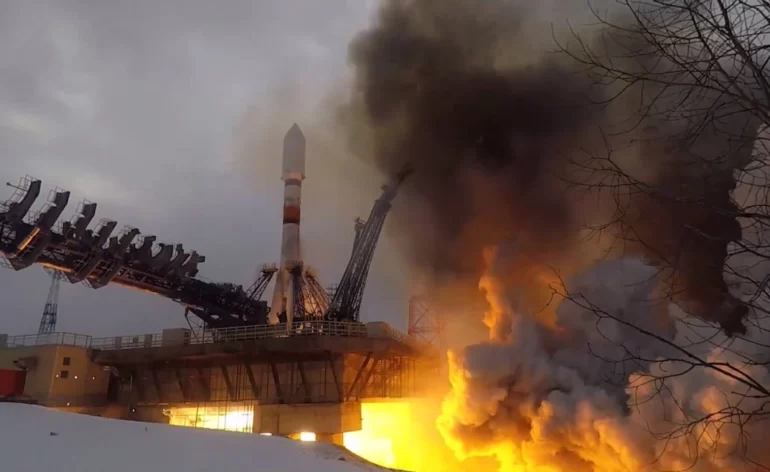 Décollage de Soyuz à Plesetsk