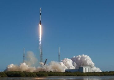 Décollage de Falcon 9 pour la mission Transporter 6 © SpaceX