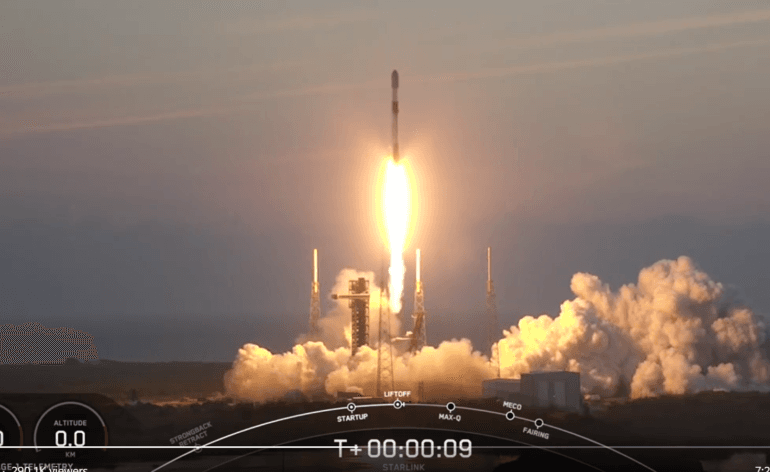 Lancement de Starlink group 12-16 par Falcon 9 © SpaceX
