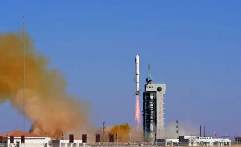 Lancement de SuperView Neo 1-03 e04 par Long March 2C © Ourspace