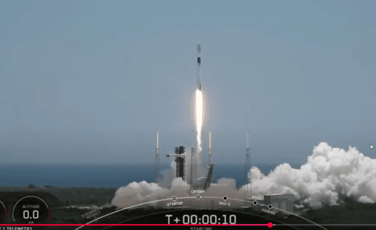 Lancement de Starlink Group 12-22 par Falcon 9 © SpaceX
