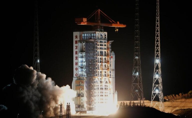 Lancement de Yaogan 40-02 par Long March 6A © Xinhua/Zheng Taotao